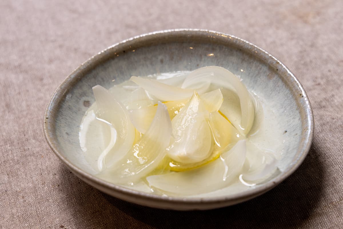 新玉葱のレモン煮